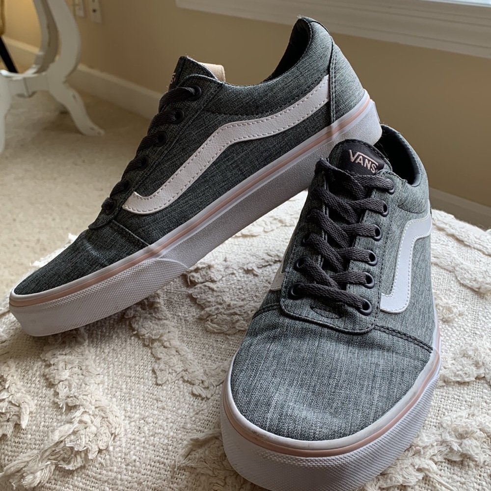 Vans Old Skool Grey & Light Pink Skate Shoes women’s size 10